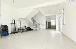Rawang, Selangor 48020