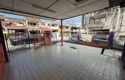 Jalan SG 2/2, Batu Caves, Selangor 68100