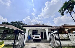 Persiaran Warisan, Kota Warisan, Sepang, Selangor 43900