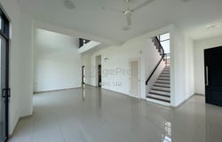 Bandar Puncak Alam, Selangor 42300