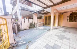 Zuhrah U5/151, Subang, Selangor 40150