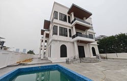 Johor Bahru, Johor 81100