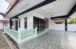Perak Tengah, Perak 31750