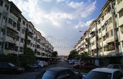 Jalan 1/18, Semenyih, Selangor 43500