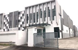 Jalan Ekoperniagaan , Johor Bahru, Johor 81100