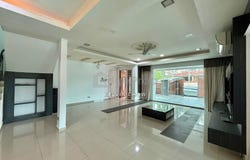 Laluan Perajurit 1, Ipoh, Perak 31400