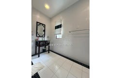Jalan 6, Ampang, Selangor 68000
