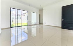 Persiaran Mokhtar Dahari, Bandar Puncak Alam, Selangor 47000