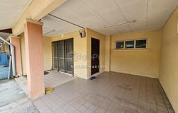 Jalan DC 1, Sungai Buloh, Selangor 47000