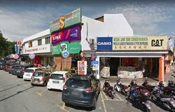 J, Sungai Buloh, Selangor 47000