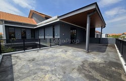 Persiaran Tun Teja, Shah Alam, Selangor 40470