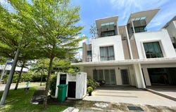Persiaran Apec, Persiaran Multimedia, Cyberjaya, Selangor 63000
