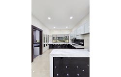 Seri Kembangan, Selangor 43300