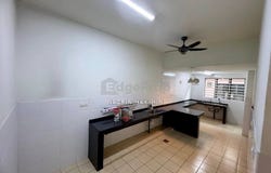 Jalan Tun Teja, Shah Alam, Selangor 40470