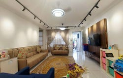 Jalan Alam Suria, Bandar Puncak Alam, Selangor