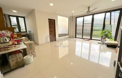Jalan Sungai Long, Bandar Sungai Long, Selangor 43200