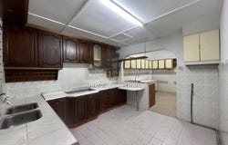 JALAN JENARIS, Kajang, Selangor 43000