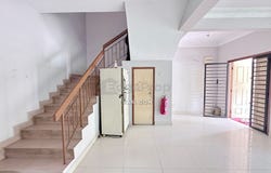 Jalan PU 1, Puchong, Selangor 47100