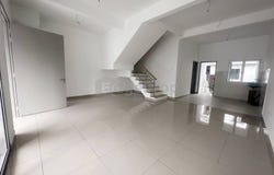 Alam perdana Daunan, Persiaran Alam Perdana, Puncak Alam, Selangor 42300