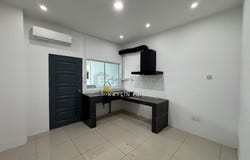 Jalan Midway Crescent, Kota Samarahan, Sarawak 94300