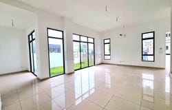 J, Bandar Puncak Alam, Selangor 47000