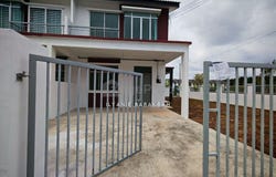 Rawang, Selangor 48020