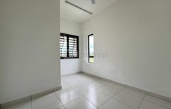 Persiaran Mahkota, Banting, Selangor 42700