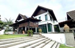 J, Shah Alam, Selangor 40150