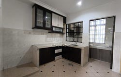Jalan Uranus U5/128D, Subang, Selangor