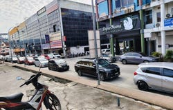 L, Ampang, Selangor 53100