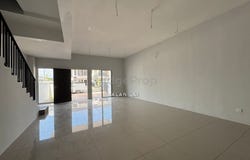 Jalan Ruby, Kampung Selangor Dredging, Dengkil, Selangor 43800