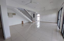 Jalan Casuarina, Elmina, Green 1, Sungai Buloh, Selangor 40160