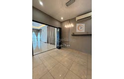 V, Klang, Selangor 42100