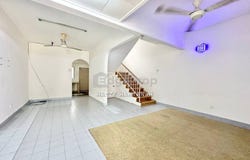 Jalan Dagang 1/7, Ampang, Selangor 68000