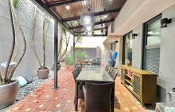 Bukit Jelutong, Selangor