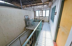 J, Kuala Kangsar, Perak 33000