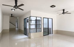 J, Shah Alam, Selangor 40150