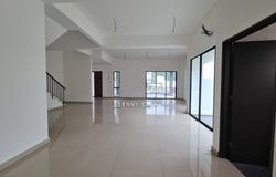 Bandar Sungai Long, Selangor 43200