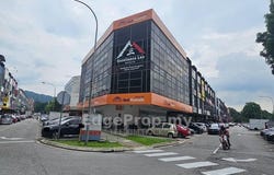 Jalan Tasik Utama, Sungai Besi, Kuala Lumpur 57000