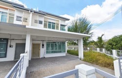 Persiaran Hill Park, Puncak Alam, Bandar Puncak Alam, Selangor 42300