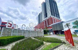 Jalan Us 1, Off Jalan Ikram - Uniten, De Centrum, 43000, Selangor, Bangi, Selangor 43000
