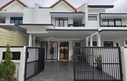 J, Petaling Jaya, Selangor 40170