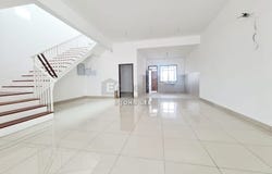 Jalan BK 8D, Puchong, Selangor 47100