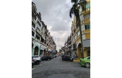 J, Klang, Selangor 41050