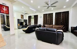 Jalan Warisan Indah, Sepang, Selangor 43900