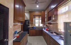 Jalan Warisan Mulia 4/1, Kota Warisan, Sepang, Selangor 43900
