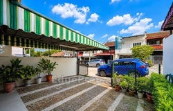 Batu Caves, Selangor 68100