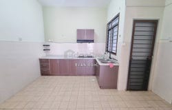 Jalan Mutiara, Puchong, Selangor 47100