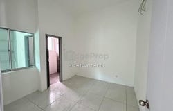 Lahat, Ipoh, Perak 31500
