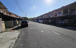 Jalan DC 1, Sungai Buloh, Selangor 47000